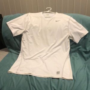 Nike Pro men’s tee